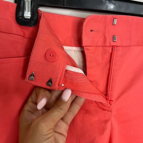 Express Editor Coral Red Cotton Blend Shorts Size 6 - Picture 6 of 7